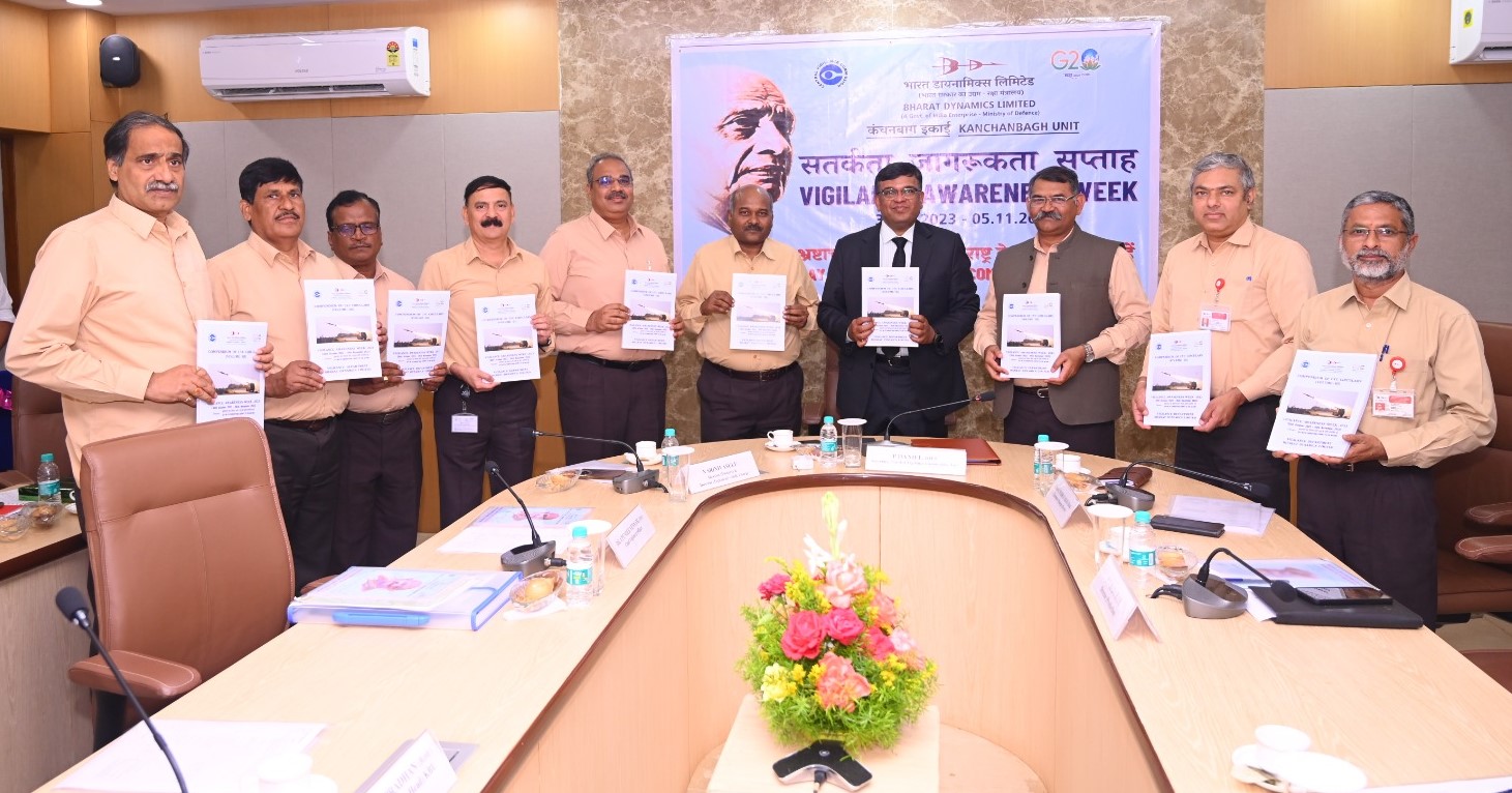 सचिव, केंद्रीय सतर्कता आयोग ने किया बीडीएल का दौरा