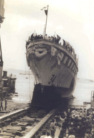 Image of launching of ICGS Vijaya at MDL, mumbai (05 Jun 1982)