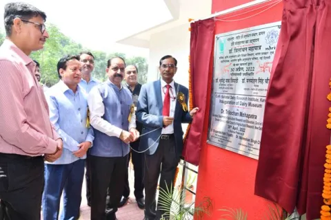 Dr. Trilochan Mohapatra, Secretary (DARE) & Director General (ICAR) Image1, and Dr. Bhupendra Nath Tripathi, Deputy Director General (Animal Science) visit ICAR-NDRI Image4