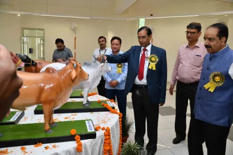 Dr. Trilochan Mohapatra, Secretary (DARE) & Director General (ICAR) Image1, and Dr. Bhupendra Nath Tripathi, Deputy Director General (Animal Science) visit ICAR-NDRI Image5